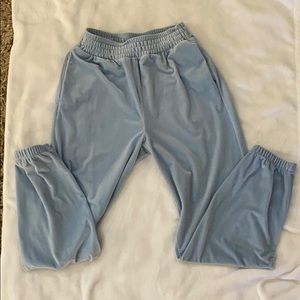 Blue Velour joggers with pockets!! Forever 21💙